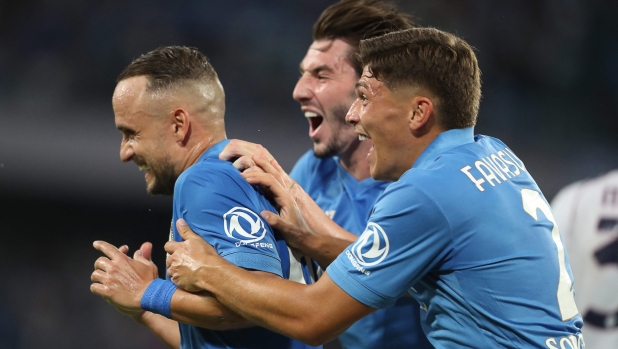 Fiorentina-Napoli, tensioni sugli spalti al gol di Gilmour: cos'è successo