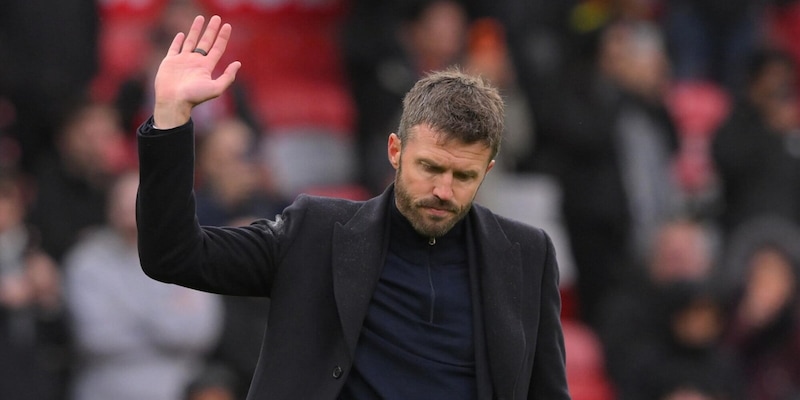 Carrick al capolinea, mai cos&igrave; in bilico allo United: l&rsquo;ultima scelta che ha fatto discutere