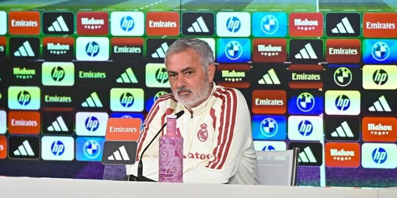 Clasico alla Mourinho: "Il Real con me vince titoli". Poi la stoccata: "Noi stanchi di altre cose"