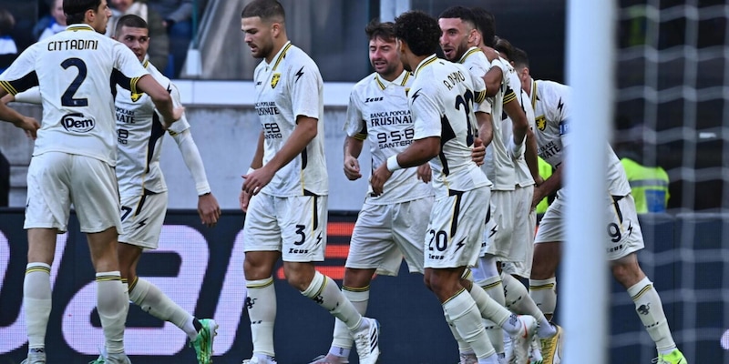 Atalanta-Frosinone, pareggio spettacolare: a Bergamo finisce 4-4! Terzic gela Sarri
