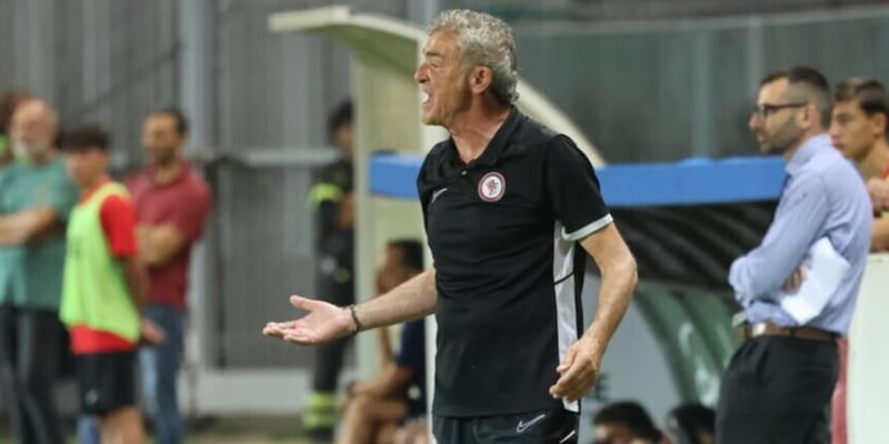 Dove vedere Foggia-Cavese in tv? Sky o Dazn, orario