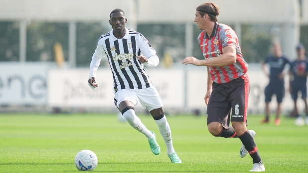 Juve, ma Kolo Muani non calcia proprio mai in porta? Zero tiri pure contro la Cremonese...