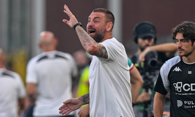Genoa sconfitto in Romania: il Rapid Bucarest vince il derby di Sucu. Ansia Colombo, caviglia ko