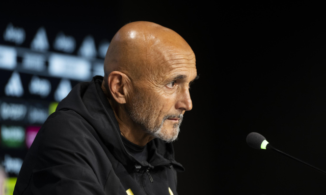 Spalletti: "Bene col 3-5-2, siamo più solidi. Ma così gli attaccanti esterni non giocano"